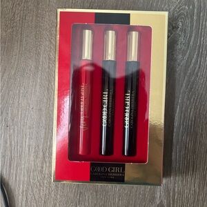 Carolina Herrera Roll on